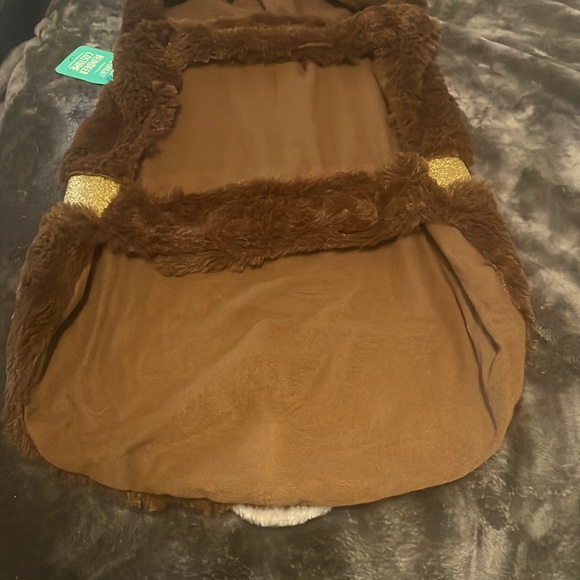 BNWT large dog reindeer costume bought at PetSmart.  Super soft, w/ jingle bell. - Picture 4 of 16